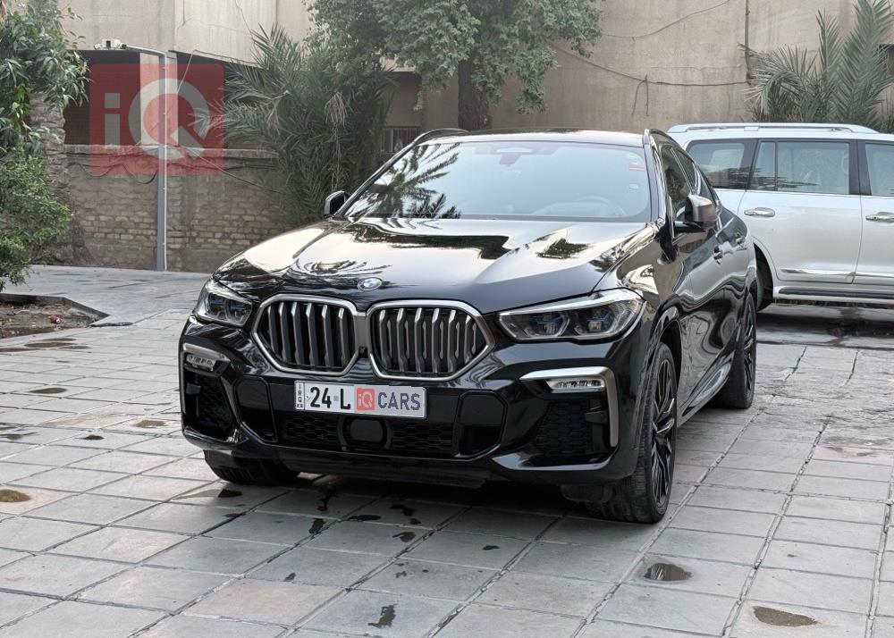 بی ئێم دەبڵیو X6